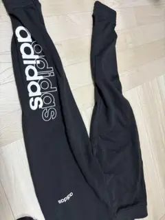 adidas 黒 ジャージパンツ