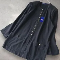 【未使用】jasmi シルク100% ノーカラージャケット ブラック 金ボタンのサムネイル