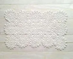 レース編みドイリー♡縁取りビーズ付き