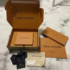 Item thumbnail for item 4f8edb1b-c5b5-4bb3-9d23-c896f4fe03c8