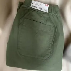 UNIQLO コットンリラックスアンクルパンツのサムネイル