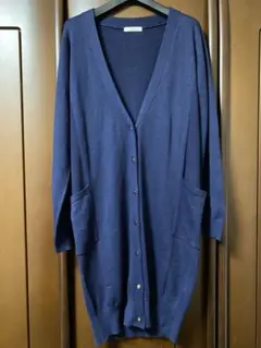Te chi chi ☆Vネック　ロングカーディガン 紺　ネイビー