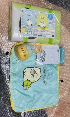 すみっこぐらし 持ち手付レジャーシート マルチポーチ クリアケース ぬいぐるみ