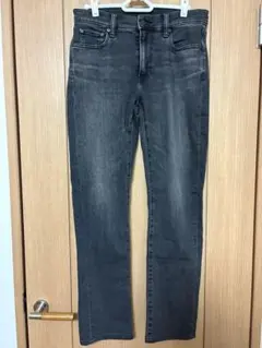 【新品】UNIQLO JEANS ブラック ストレッチデニム