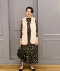 フェイクファーベスト