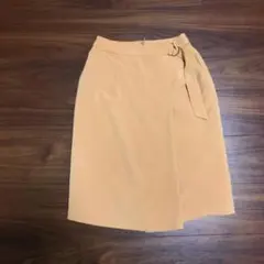 リボンベルト付き　タイトスカート