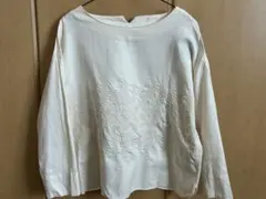 お値下げいたしました　春、夏用刺繍ブラウス