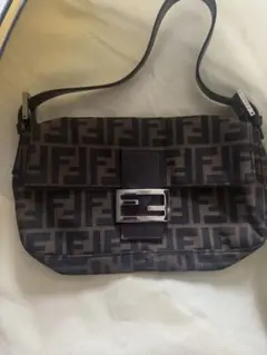 Fendi FFロゴショルダーバッグ　ズッカ柄　マンマバケット