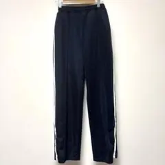 Item thumbnail for item 4c410cd8-cc77-4733-802a-7baf55b42130