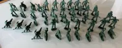 グリーンアーミーメン　ミリタリーフィギュア