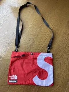 ケース+小銭入れ supreme the north face neck pouch 楽天市場】supreme north face ポーチの通販