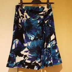 【38】C DE C 膝上スカート