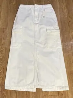 GU デニム　カーゴ　ロングスカート　Mサイズ オフホワイト　未使用