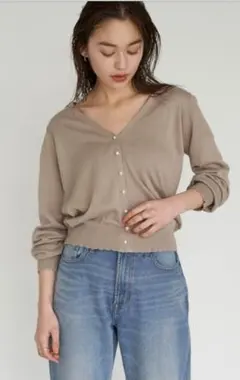 ★未使用・タグ付★パールボタンカーディガン