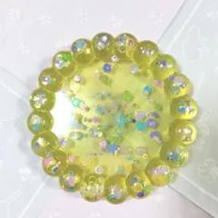 蛇の抜け殻入り】⭐️白蛇のオルゴナイト⭐️ - メルカリ