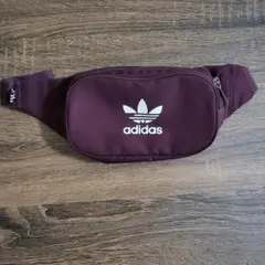 adidas　アディダス ボディバッグ バーガンディ