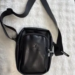 【新品】美品　KANGOLのフェイクレザーミニショルダーバッグ