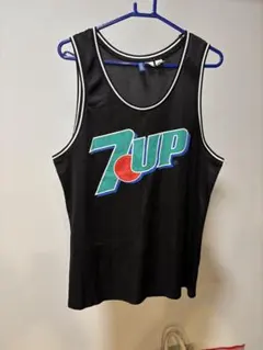グ*ん様 H&M 7UP タンクトップ Mサイズ ブラックのサムネイル