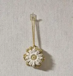 ペットボトルカバー　広げてひっくり返す　ぷっくりお花