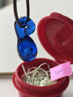 【値下げ❗️】ガラス細工ペンダント ブルー約3cm No3