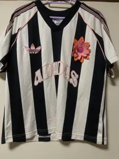 アディダスWJERSEY SUMMER GLOWショートスリーブVネックTシャツ