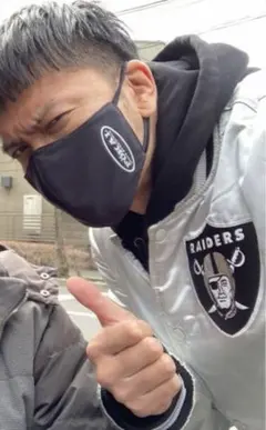 レア NFL Las Vegas Raiders スタジャン シルバー - メルカリ