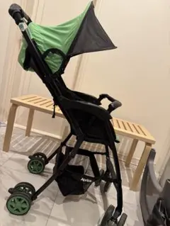 Ｂ型　ベビーカー　マジカルエアープラス　コンビ