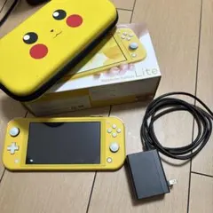 Nintendo Switch Lite イエロー とピカチュウケース付き