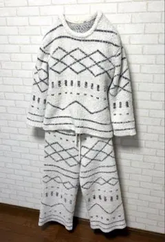 Item thumbnail for item 1140717f-a371-46d0-90d3-cb116b77db05