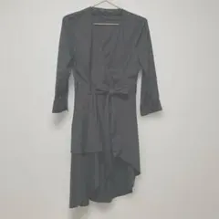 ZARA/ブラックトップス