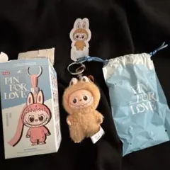 ポップマート イニシャル ラブブ S