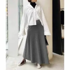 【美品】Lisiere L'Appartement ウールアシンメトリースカートのサムネイル