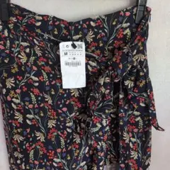 ZARA 花柄 ラップスカート Mサイズのサムネイル