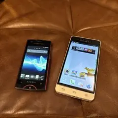 起動するジャンクスマホ2台セット