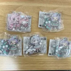 ひみつのアイプリ×サンリオ　ガチャガチャ　アクリルキーホルダー