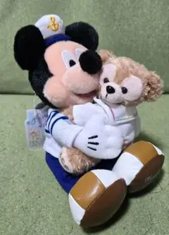 ハートフェルトレターズオブフレンドシップ　ダッフィー　ミッキー　ぬいぐるみバッジ