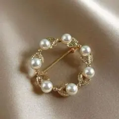 【パールとリーフのブローチ】 入学式 卒業式 入園式ママスーツ