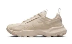 NIKE スニーカー　TC7900 24.0cm サンドドリフトのサムネイル
