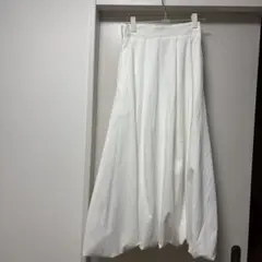 SENCE OF PLACE 白バルーンスカート