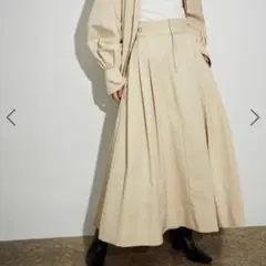 36 ADAM ET ROPE メモリータフタスカート ベージュ