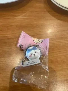 ちいかわ　くら寿司　ハチワレ