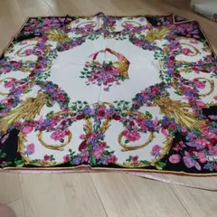 Christian Dior スカーフ 花柄 大判のサムネイル