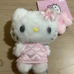 ［新品　タグ付き］サンリオ キティ マスコットホルダー ミニチュアキルト ピンク