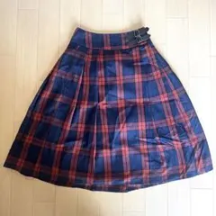 チェック　スカート　紺　赤　アース