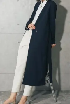 ネイビー ロングコート 前ボタン付き
