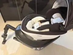 Combi 車用チャイルドシート　クルムーヴスマート　ISOFIX