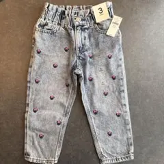 Item thumbnail for item 328d7cbc-aa01-42af-9c98-a3b75158989f