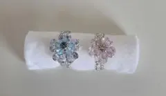 青とピンクの花デザインビーズリングセット