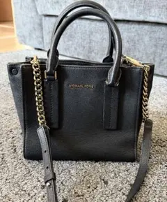 MICHAEL KORS ブラックショルダーバッグ