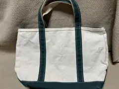 Item thumbnail for item 2f633cb0-67e5-48f0-97d2-d21a0ae7374b